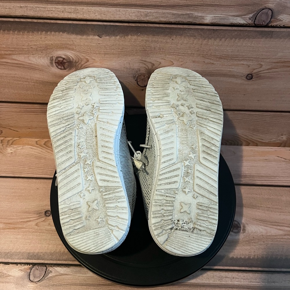 Hey Dude Moccasins in Soft Gray - Picture 6 of 7